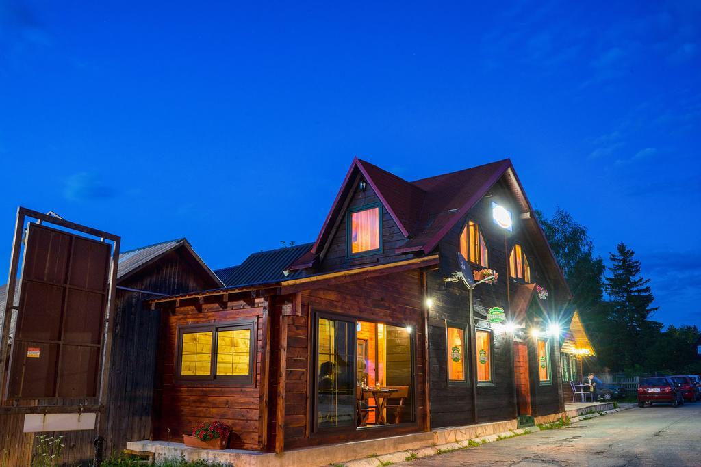 Apartmani Restoran Durmitor Zabljak  Exterior photo