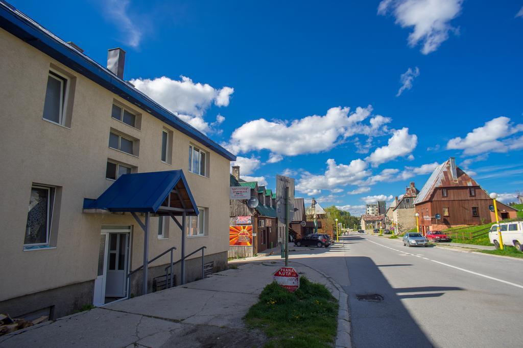 Apartmani Restoran Durmitor Zabljak  Exterior photo